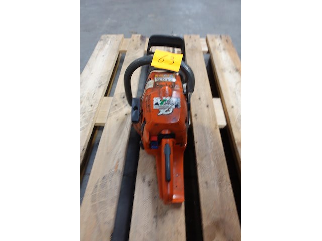 Kettingzaag husqvarna - afbeelding 5 van  7