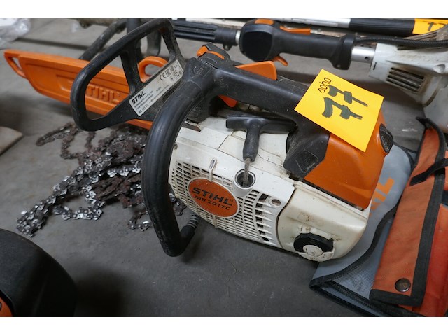 Kettingzaag op benzine stihl - afbeelding 1 van  5