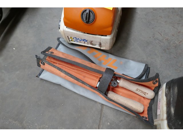 Kettingzaag op benzine stihl - afbeelding 4 van  5