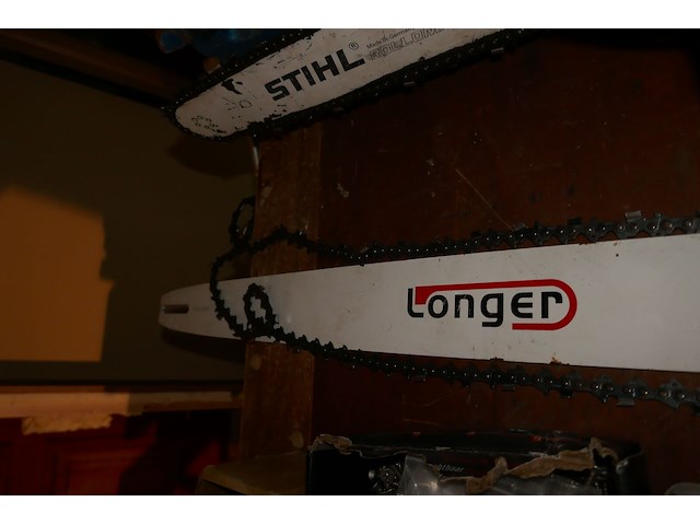 Kettingzaag op benzine stihl - afbeelding 2 van  5