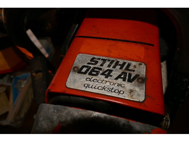 Kettingzaag op benzine stihl - afbeelding 3 van  5