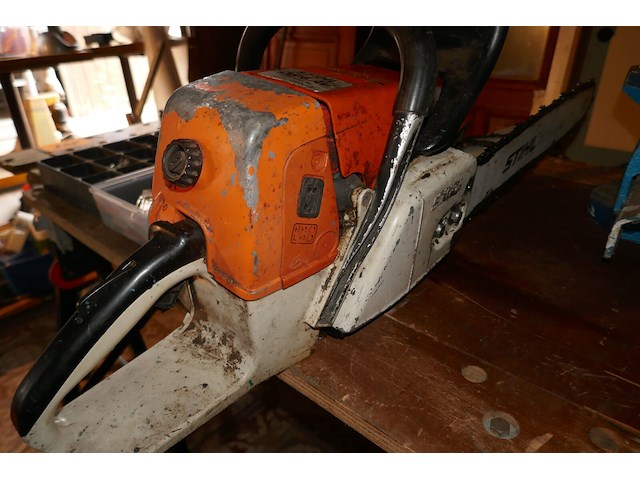 Kettingzaag op benzine stihl - afbeelding 4 van  5