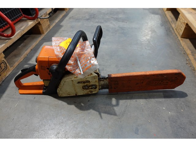 Kettingzaag stihl 021 - afbeelding 2 van  6