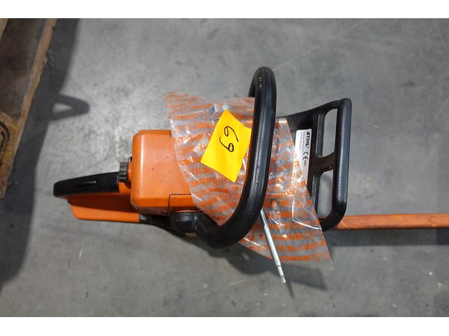 Kettingzaag stihl 021 - afbeelding 4 van  6