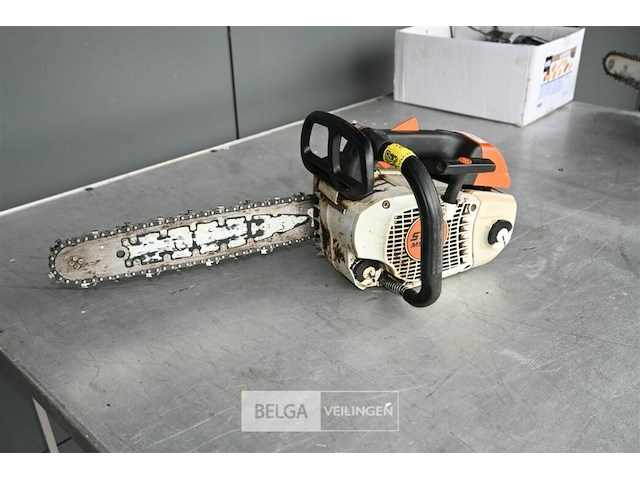 Kettingzaag stihl - afbeelding 1 van  5
