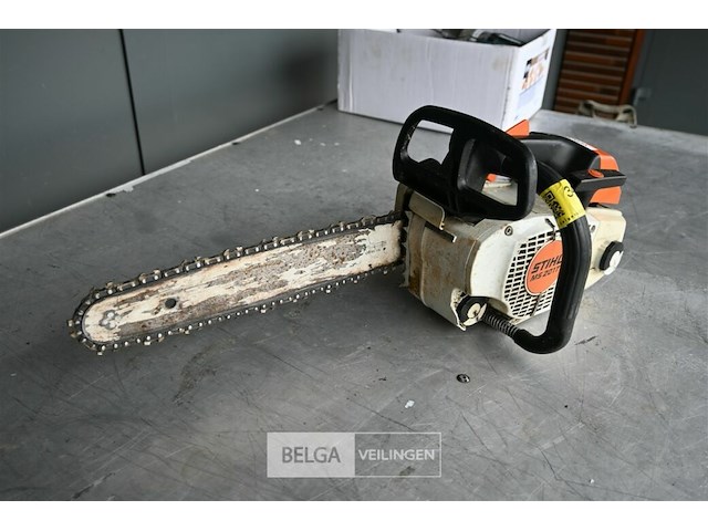 Kettingzaag stihl - afbeelding 1 van  5