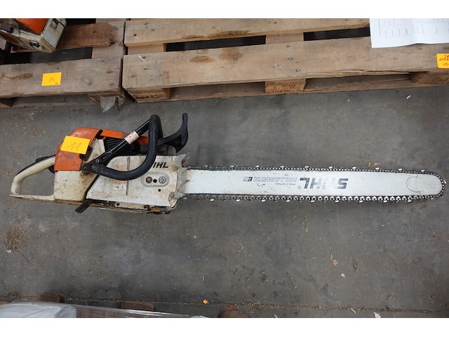 Kettingzaag stihl - afbeelding 1 van  6