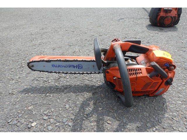 Kettinzaag husqvarna - afbeelding 2 van  3