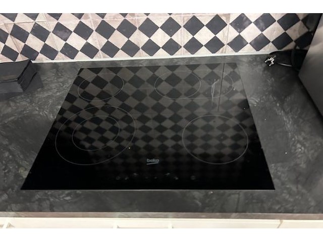 Keuken + inbouwtoestellen - afbeelding 2 van  14