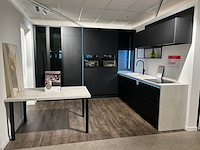 Keuken manhattan in l-vorm + tafel - afbeelding 1 van  43