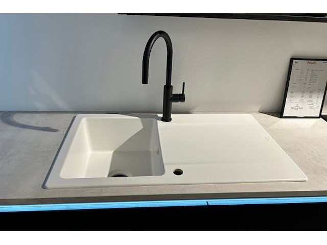 Keuken manhattan in l-vorm + tafel - afbeelding 18 van  43