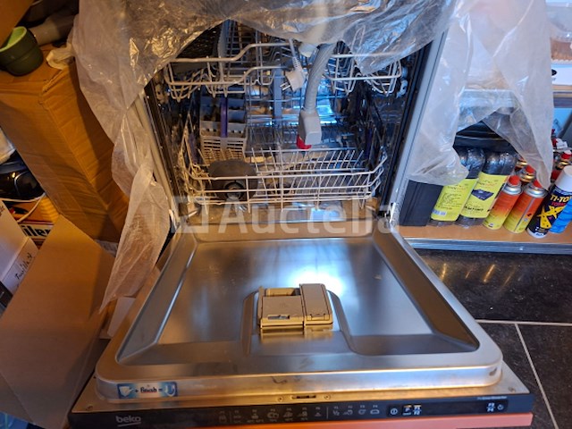 Keuken met apparaten - afbeelding 4 van  4