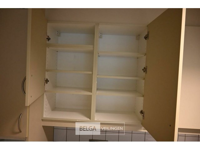 Keuken met toestellen - afbeelding 2 van  10