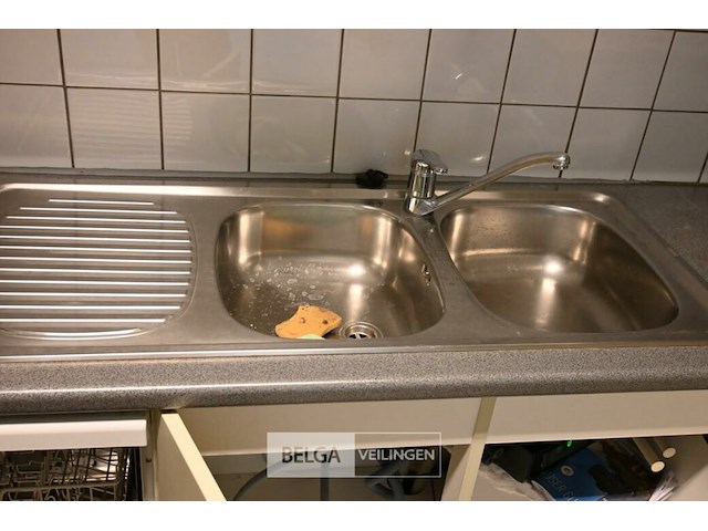 Keuken met toestellen - afbeelding 8 van  10
