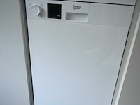 Keuken met toestellen - afbeelding 2 van  6