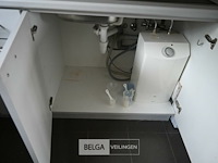 Keuken met toestellen - afbeelding 6 van  6