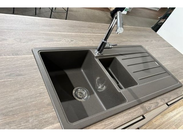 Keuken stone met eiland - afbeelding 19 van  35