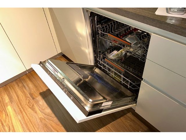 Keuken unimatt in u-vorm - afbeelding 24 van  34