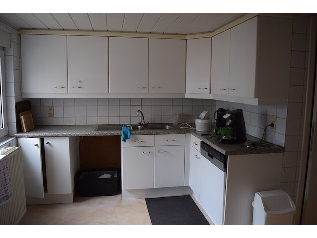 Keukenblok zonder afwasmachine hoek 265x160cm (zelf demonteren na afspraak) - afbeelding 1 van  4
