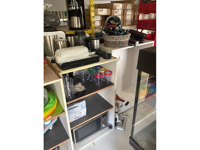 Keukenmachines, stofzuiger, haardroger, … - afbeelding 1 van  7