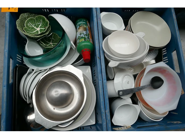 Keukenmateriaal en dergelijken - afbeelding 2 van  6