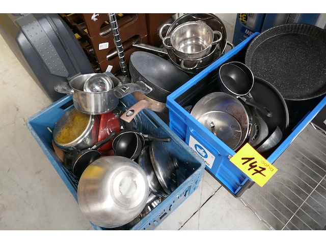 Keukenmateriaal en dergelijken - afbeelding 5 van  6