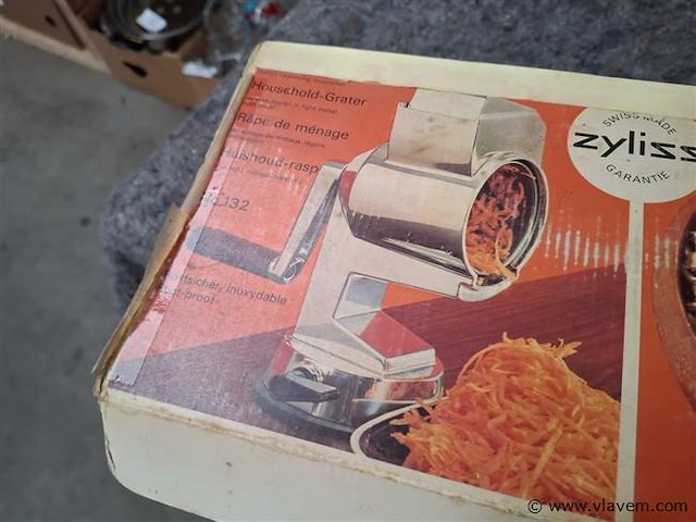 Keukenmateriaal - afbeelding 3 van  4