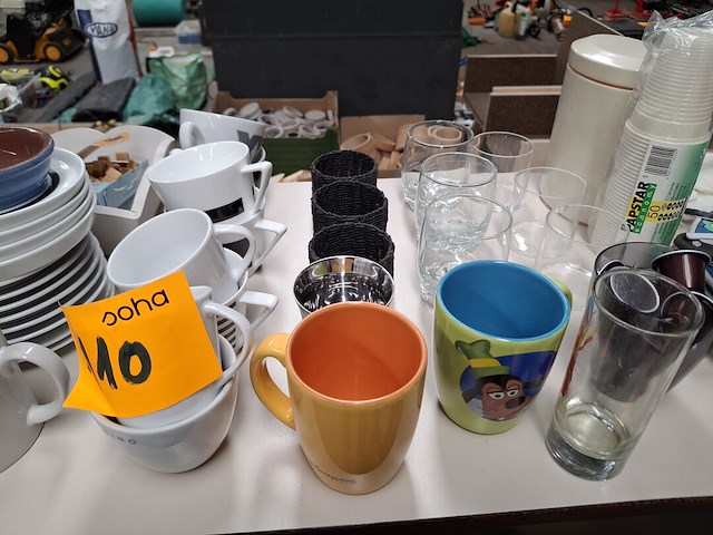 Keukenmateriaal - afbeelding 2 van  4