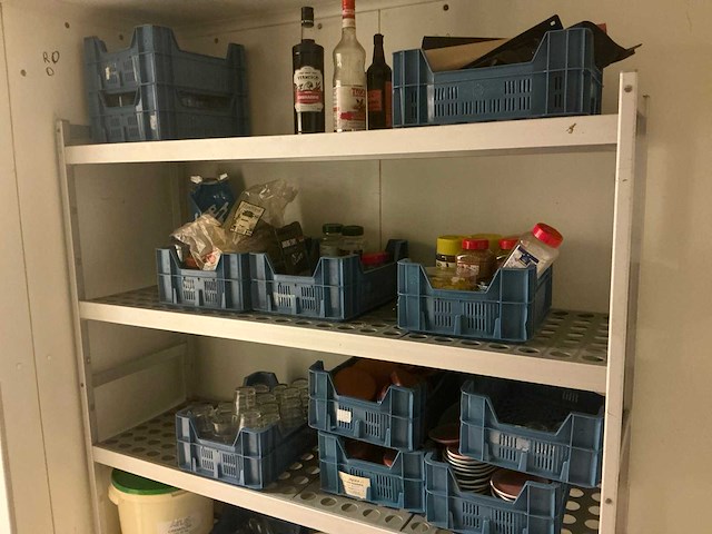 Keukenrek met inhoud (2x) - afbeelding 1 van  4