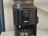 Keukenrobot domo , elektrisch snijmachine primo as 2-c, koffiezetmachine philips hd7765, naaimachine medion md17187, grill solis typ814, stomer karcher sc3 deluxe (niet compleet), stoomgenerator calor sv7040 (alles niet getest) - afbeelding 16 van  24