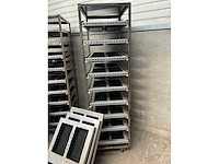 Keybake - regaalwagen inclusief bakvormen (2x) - afbeelding 5 van  5