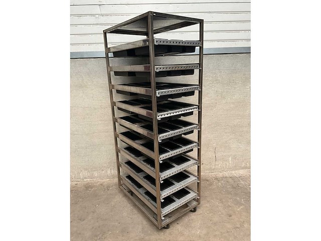 Keybake - regaalwagen inclusief bakvormen - afbeelding 2 van  3