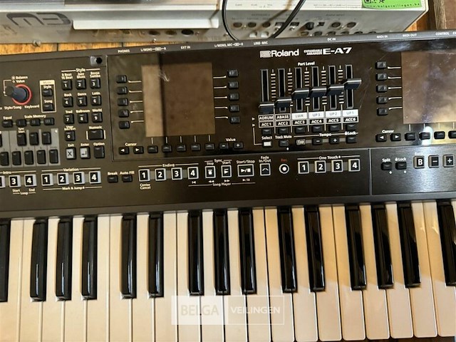 Keyboard - afbeelding 7 van  10