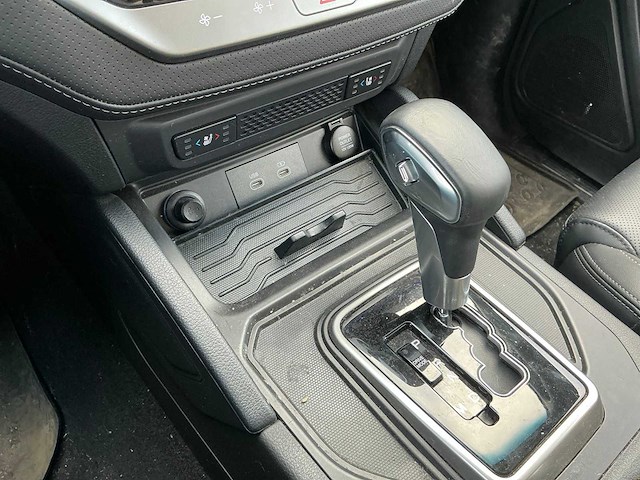 Kg mobility musso grand bedrijfswagen - afbeelding 14 van  33