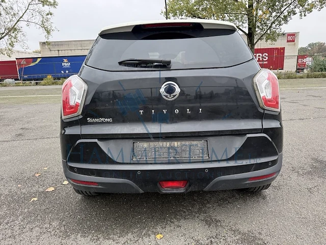 Kgm / ssangyong tivoli 1.6i e-xgi 2wd crystal, 2018 - afbeelding 10 van  13