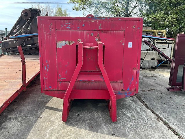 Khd deutz stroomgenerator op containerslede - afbeelding 2 van  7