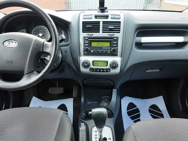 Kia - 2008 - sportage - personenauto - afbeelding 2 van  20