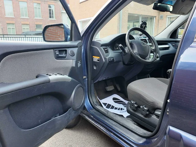 Kia - 2008 - sportage - terreinwagen - personenauto - afbeelding 14 van  20