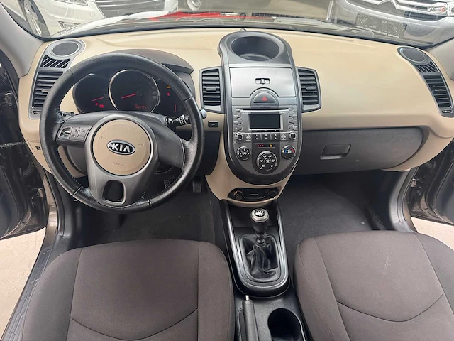 Kia - 2009 - soul - soul - personenauto - afbeelding 15 van  27