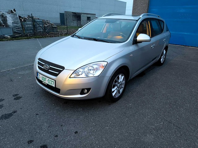 Kia - cee’d sw – benzine – 2008 – 157.321 km – manueel - afbeelding 1 van  20