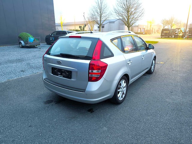 Kia - cee’d sw – benzine – 2008 – 157.321 km – manueel - afbeelding 10 van  20