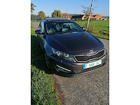 Kia - optima - car - 2013 - afbeelding 12 van  19