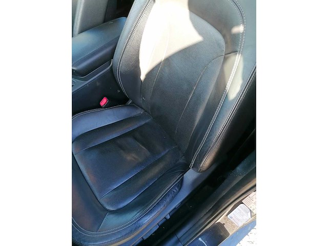 Kia - optima - car - 2013 - afbeelding 19 van  19