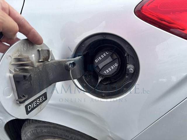 Kia cee d comfort plus crdi, 2013 - afbeelding 15 van  35