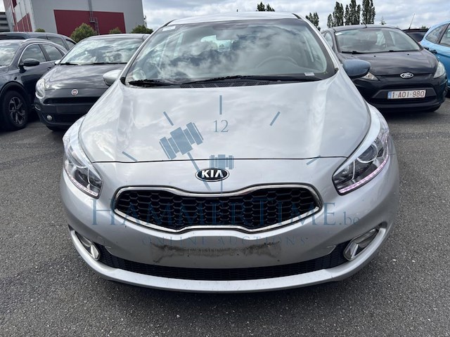 Kia cee d comfort plus crdi, 2013 - afbeelding 12 van  35
