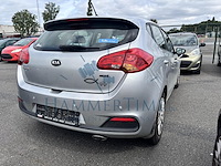 Kia cee d comfort plus crdi, 2013 - afbeelding 31 van  35
