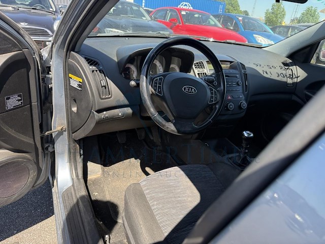 Kia cee d sporty wagon active crdi, 2009 - afbeelding 32 van  32