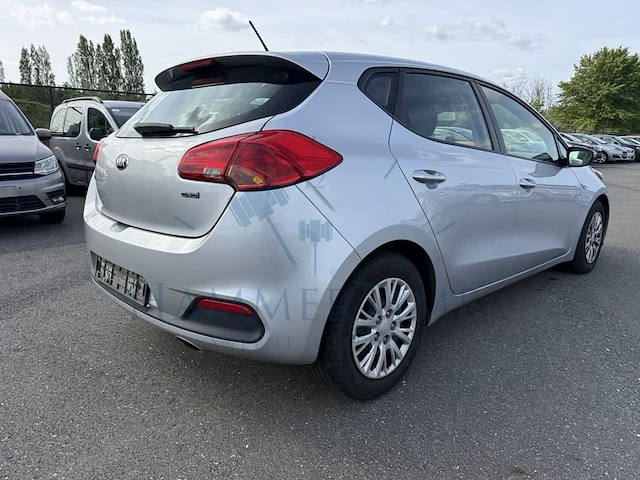 Kia cee'd 1 4 crdi fusion, 2013 - afbeelding 23 van  27