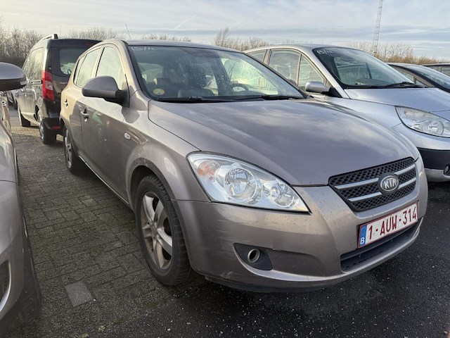Kia cee'd 1 6 ex, 2010 - afbeelding 23 van  29