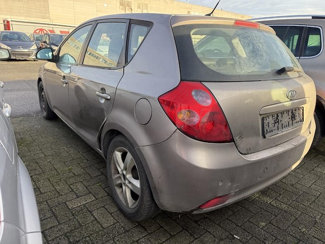 Kia cee'd 1 6 ex, 2010 - afbeelding 25 van  29
